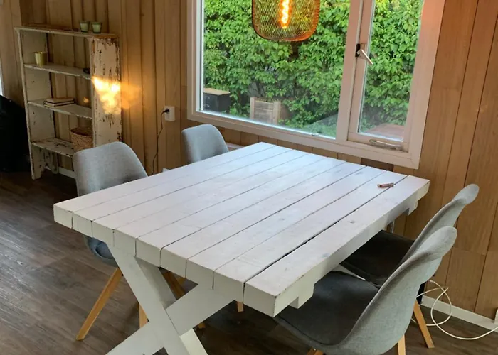 New: Recent Opgeknapte Houten Chalet - De Veluwe